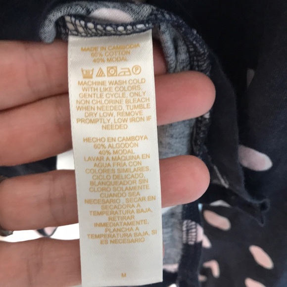 Kate Spade Navy & Pink Polkadot Pajama Top Medium - Picture 5 of 5